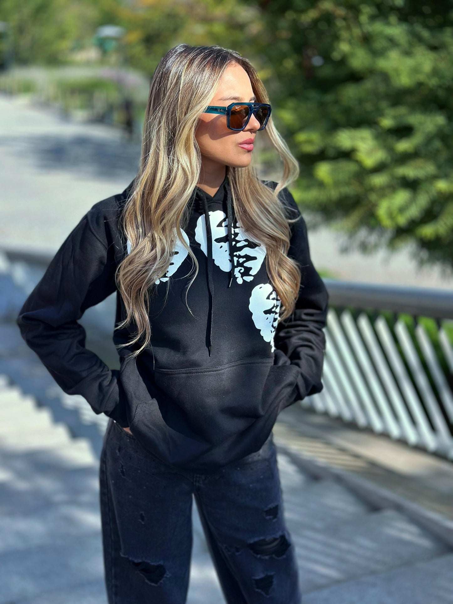 Poleron Oversize Corazon Negro